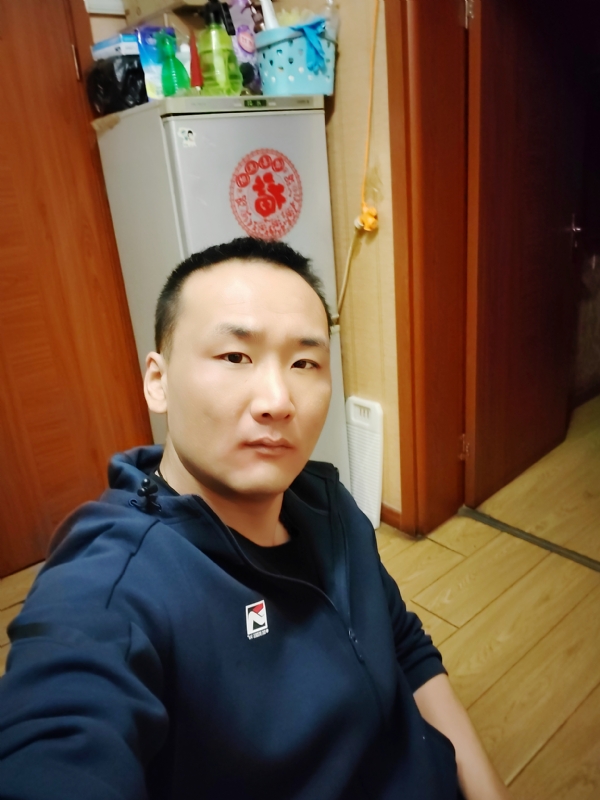 子昂的第一张照片--赣州相亲服务中心