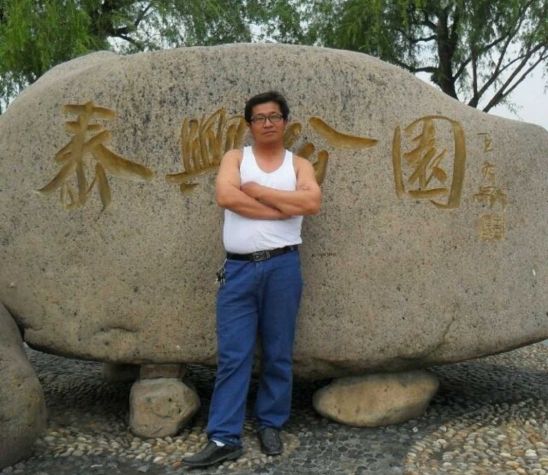 黑哥的第一张照片--赣州相亲服务中心