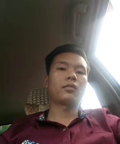 单亲爸爸的第一张照片--赣州相亲服务中心