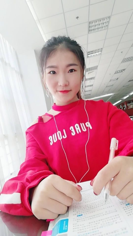 Smile的第二张照片--赣州相亲服务中心