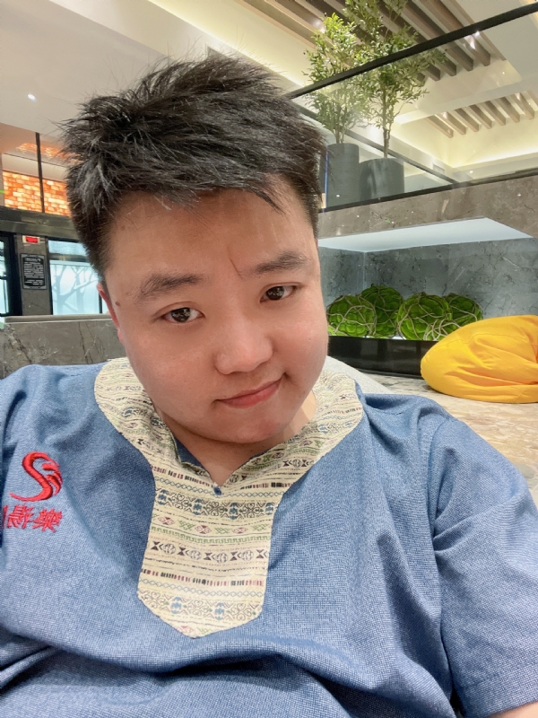 小恶魔的第一张照片--赣州相亲服务中心