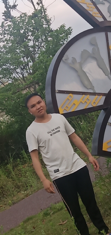 愉快的阳光的第一张照片--赣州相亲服务中心