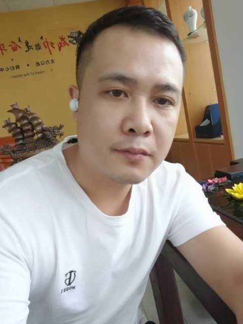 礼哥的第二张照片--赣州相亲服务中心