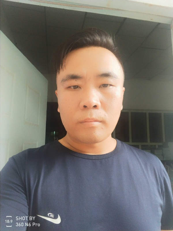 云的第二张照片--赣州相亲服务中心