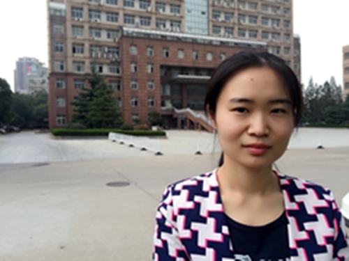 女儿征婚的第一张照片--赣州相亲服务中心