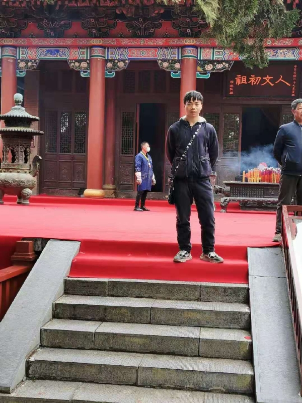 单身的小草的第三张照片--赣州相亲服务中心