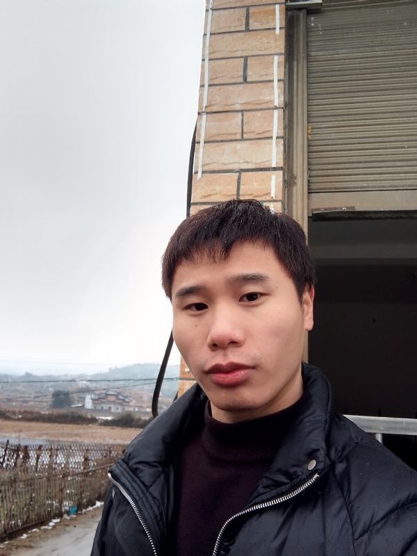 银色的羽翼的第一张照片--赣州相亲服务中心