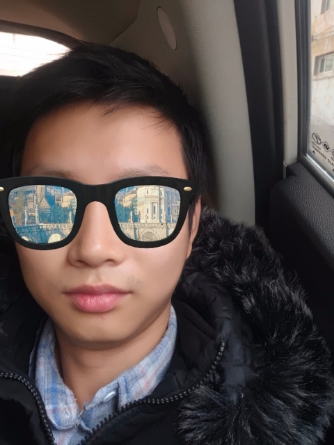 请问揉揉头的第一张照片--赣州相亲服务中心