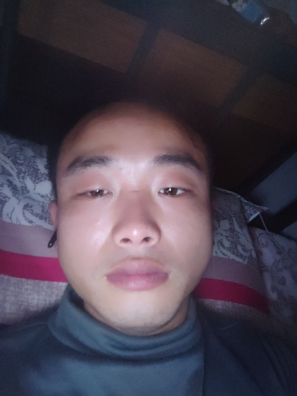 偏爱的第一张照片--赣州相亲服务中心