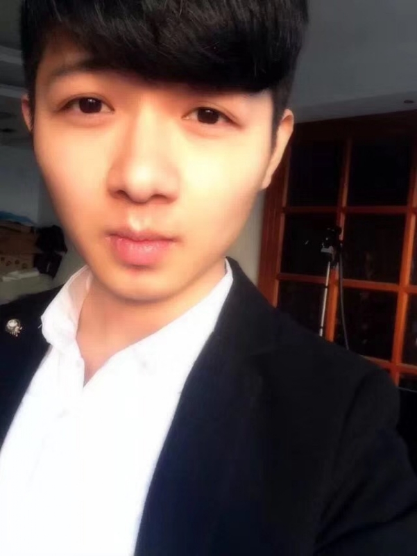 萨拉嘿呦的第一张照片--赣州相亲服务中心