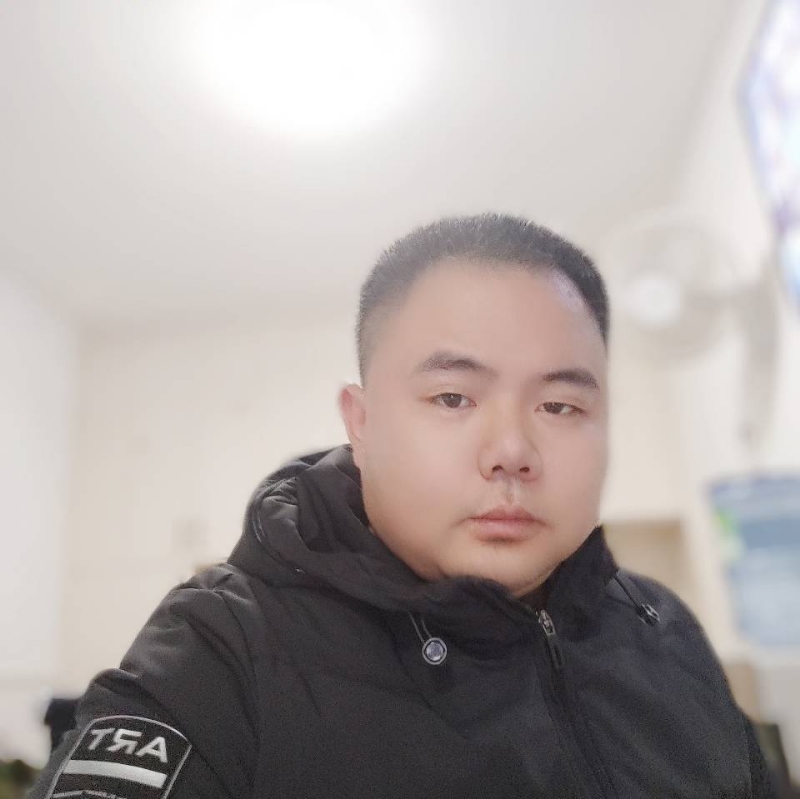 珍惜眼前人的第一张照片--赣州相亲服务中心