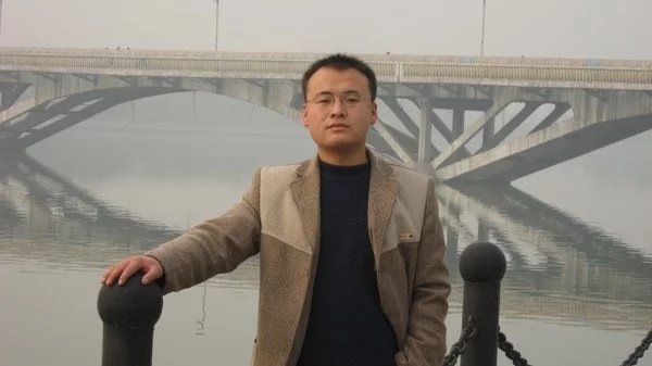 云中望月的第一张照片--赣州相亲服务中心