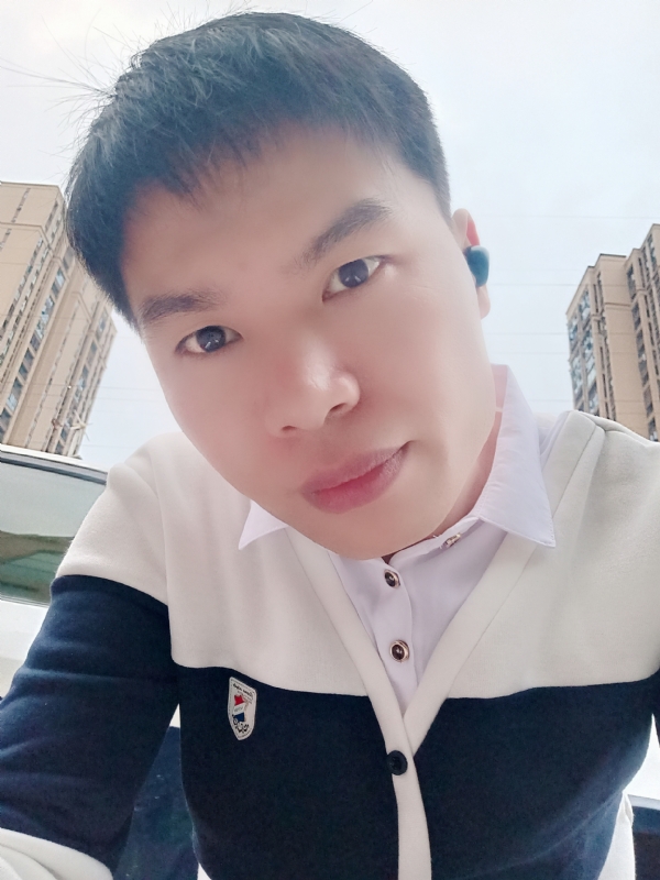 雨霁月清风的第二张照片--赣州相亲服务中心
