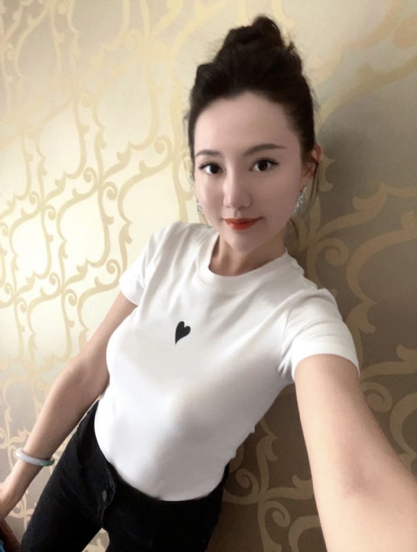 雨熙的第一张照片--赣州相亲服务中心
