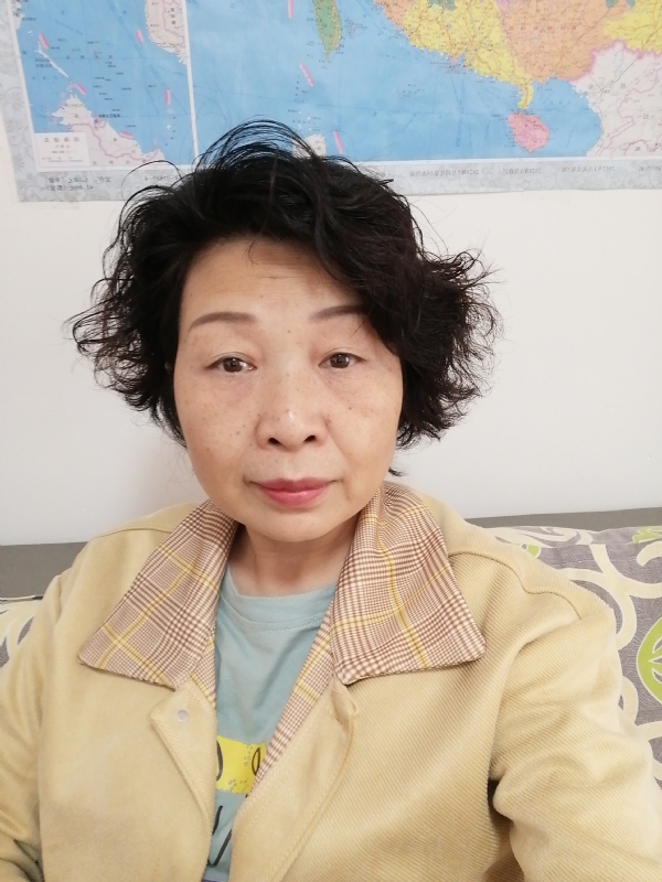 香水百合的第一张照片--赣州相亲服务中心