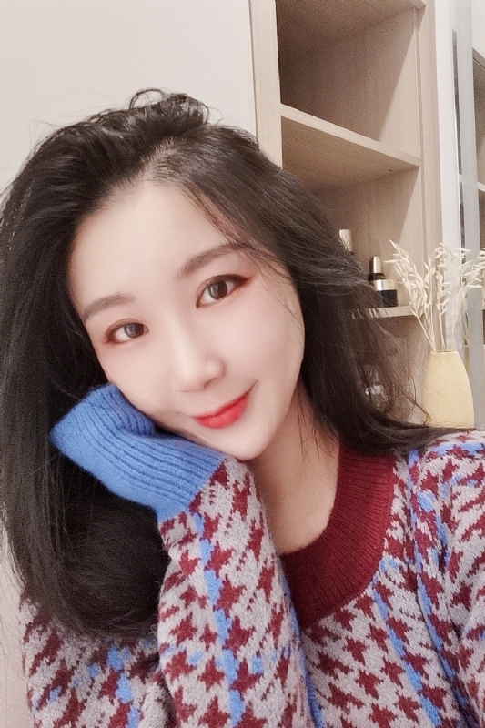 smile的第三张照片--赣州相亲服务中心