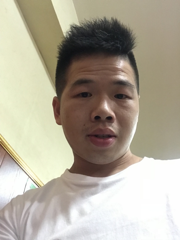 爱请简单点的第一张照片--赣州相亲服务中心