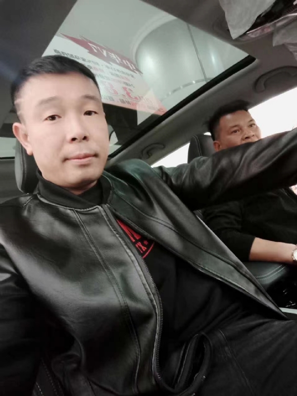 醉红尘的第一张照片--赣州相亲服务中心