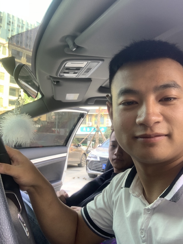 古有风琴的第三张照片--赣州相亲服务中心