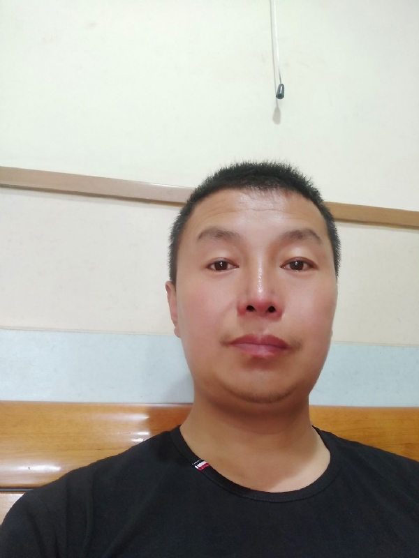 快乐的小鱼儿的第一张照片--赣州相亲服务中心