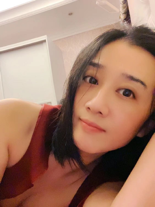HongYu的第一张照片--赣州相亲服务中心