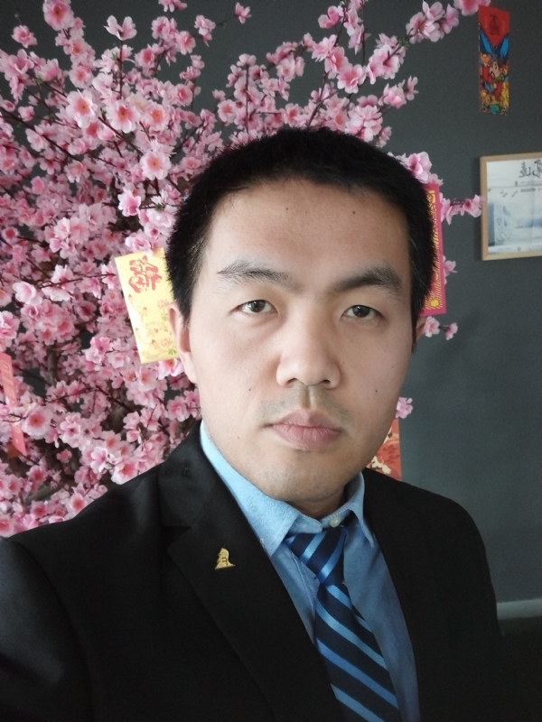 我就是个翻译的第一张照片--赣州相亲服务中心