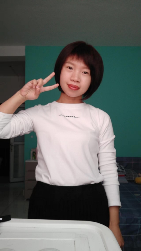向日葵的第一张照片--赣州相亲服务中心