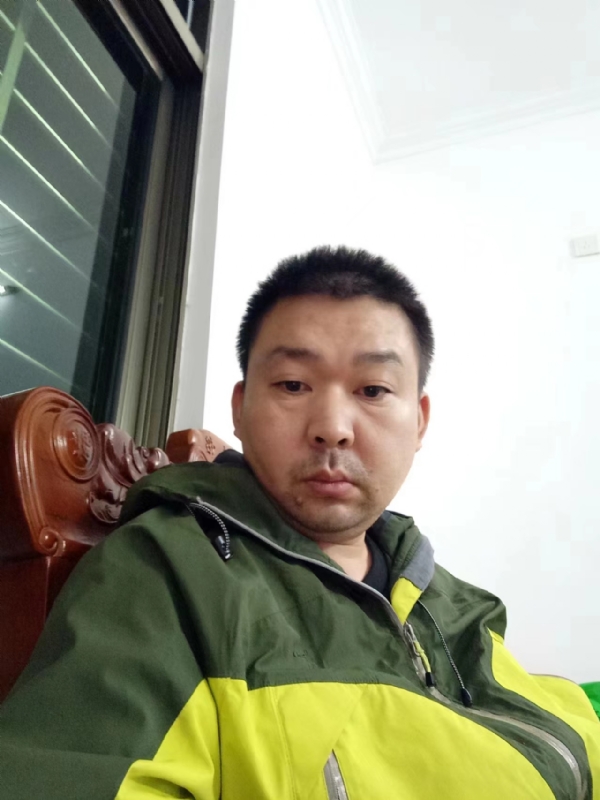 阿汤的第一张照片--赣州相亲服务中心