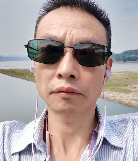 猪哥哥的第二张照片--赣州相亲服务中心