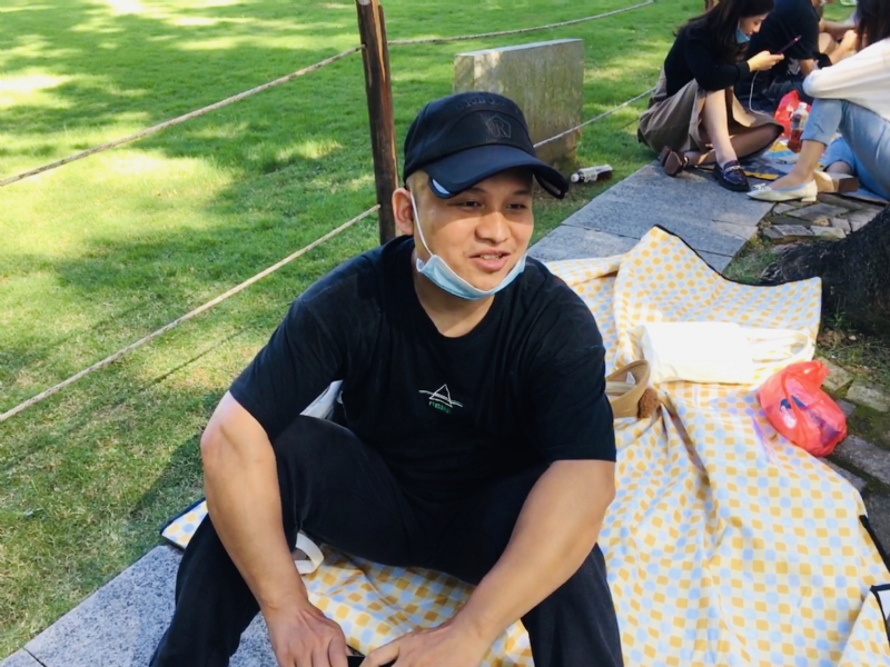 好大一颗石头的第一张照片--赣州相亲服务中心