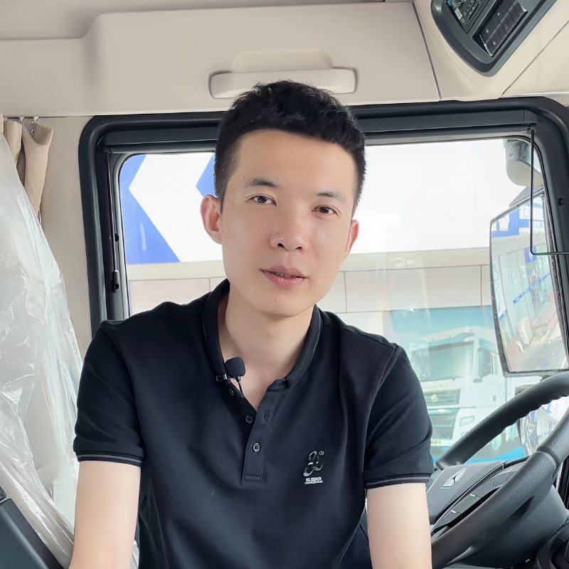 胡一凡的第二张照片--赣州相亲服务中心