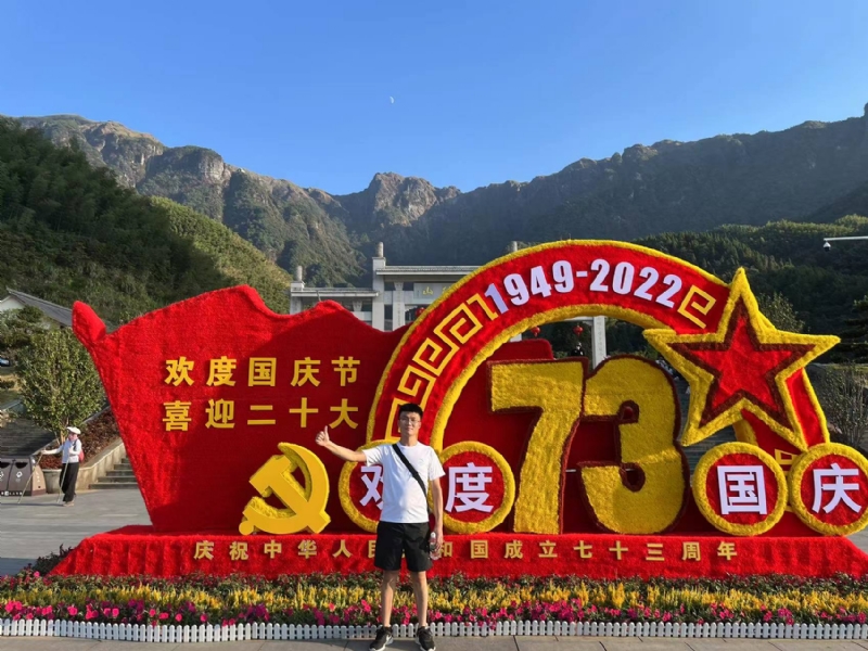 智轩的第一张照片--赣州相亲服务中心