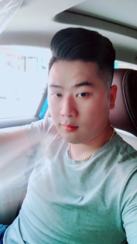 爱吃冰西瓜的猪的第一张照片--赣州相亲服务中心