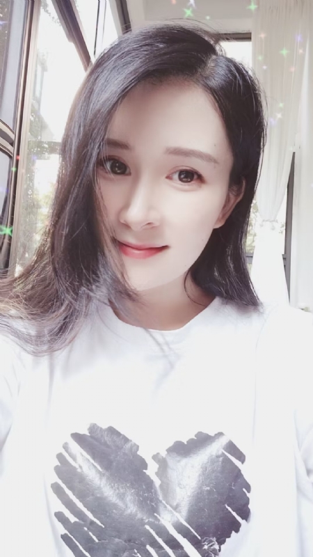 晨曦的第二张照片--赣州相亲服务中心