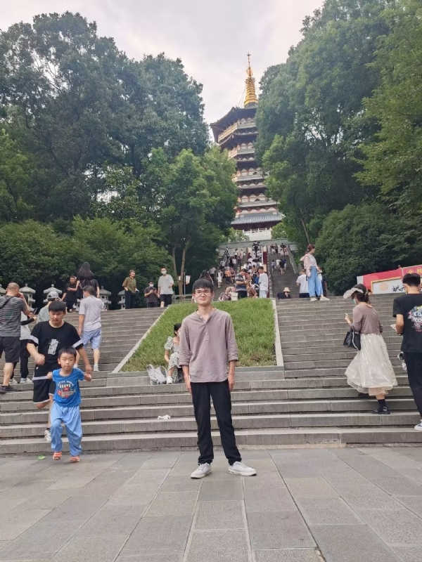 阳光男孩的第二张照片--赣州相亲服务中心