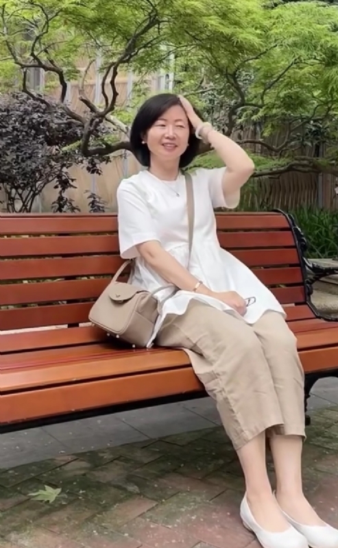 千年老母猪的第五张照片--赣州相亲服务中心
