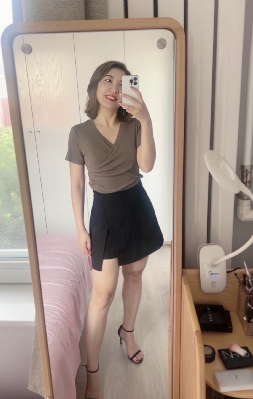 丽波的第二张照片--赣州相亲服务中心