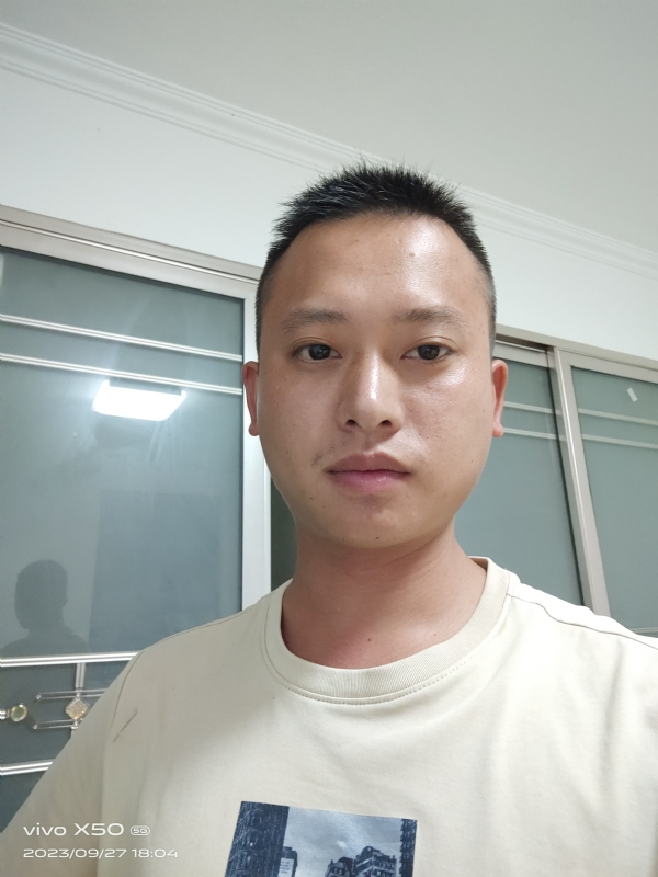 小yan同学的第一张照片--赣州相亲服务中心
