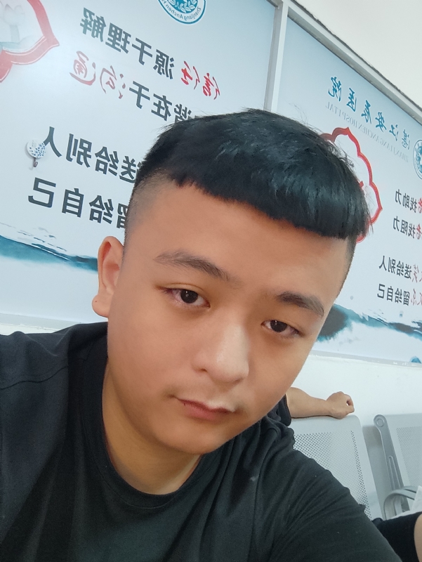 阿景的第一张照片--赣州相亲服务中心