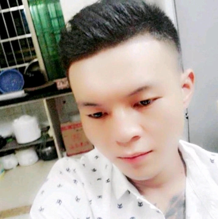 子龙的第一张照片--赣州相亲服务中心