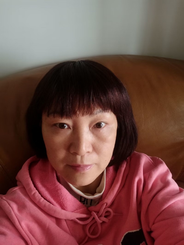 红玫瑰的第二张照片--赣州相亲服务中心