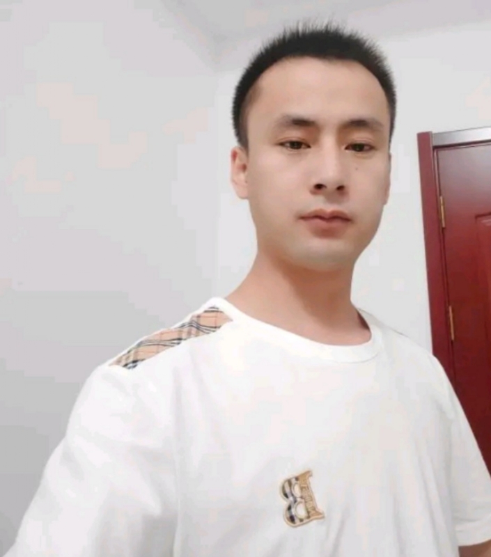 海阔天空的第一张照片--赣州相亲服务中心