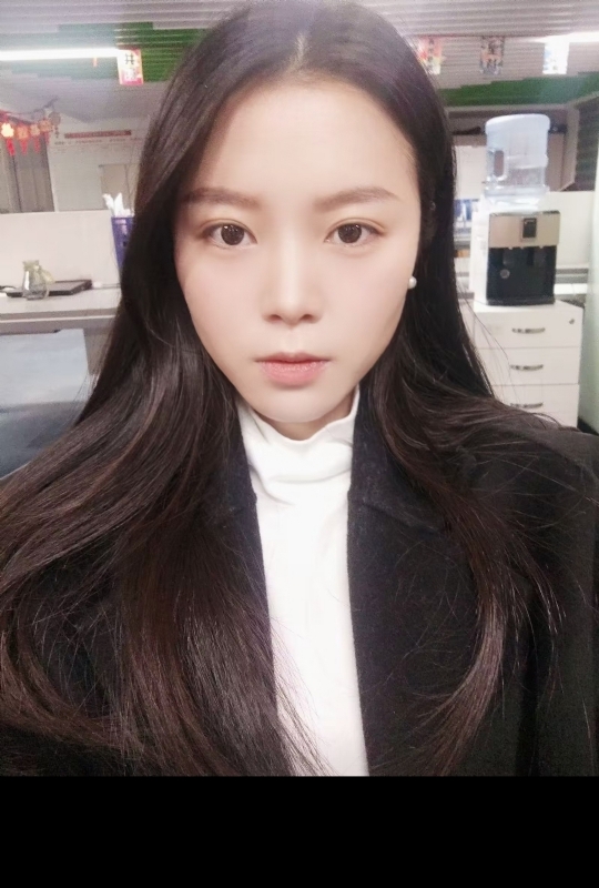 小月半的第一张照片--赣州相亲服务中心