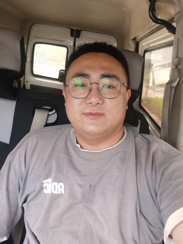 奇卡的第二张照片--赣州相亲服务中心