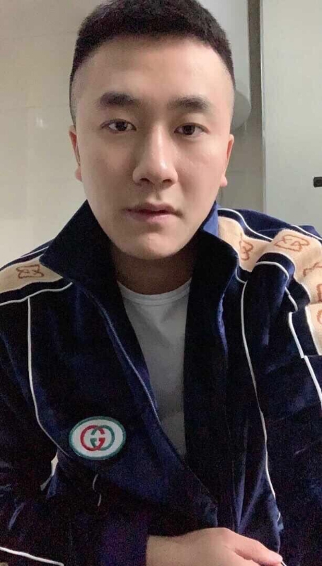 凌毅的第一张照片--赣州相亲服务中心