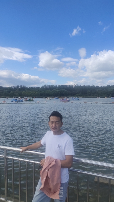 脱了壳的龟的第一张照片--赣州相亲服务中心