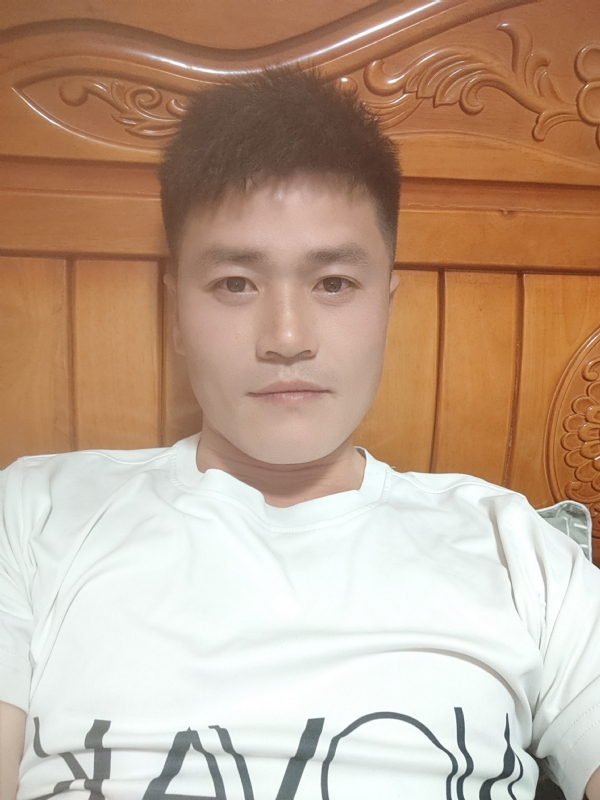 网球罗的第三张照片--赣州相亲服务中心