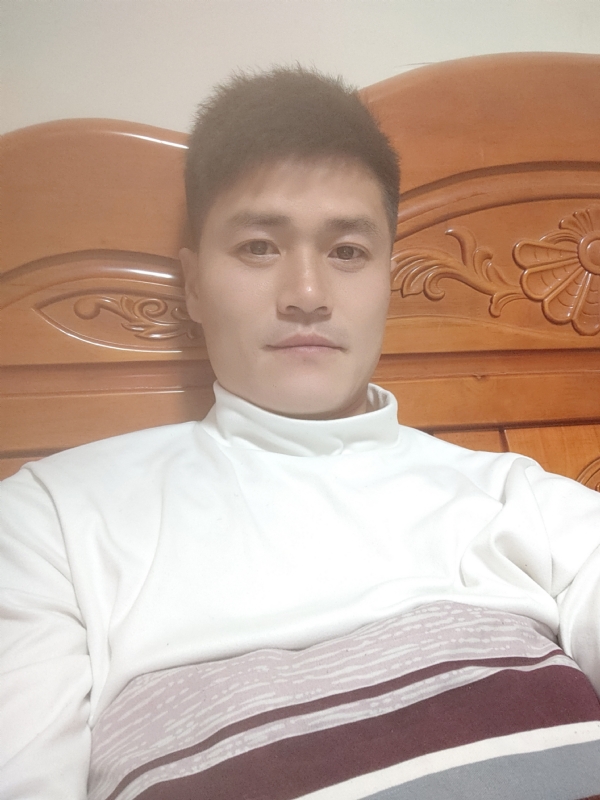 网球罗的第四张照片--赣州相亲服务中心