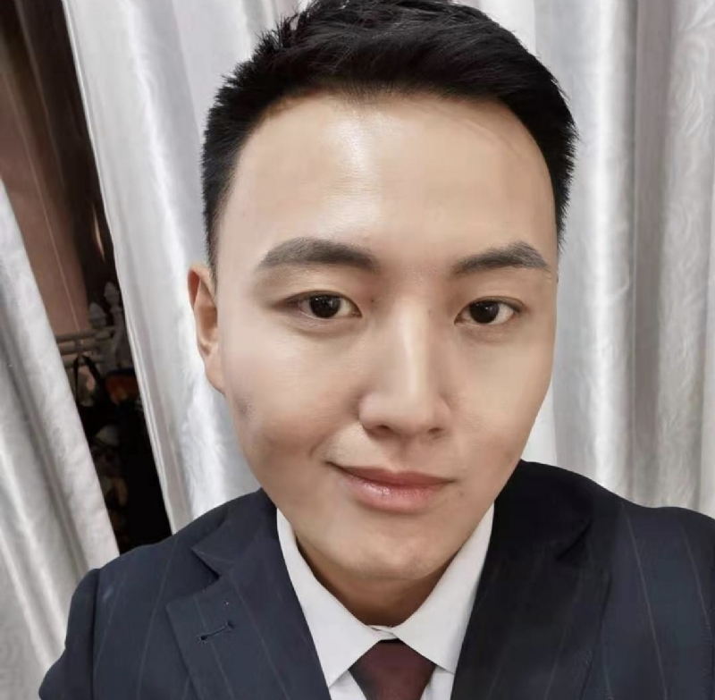 英俊潇洒的第二张照片--赣州相亲服务中心