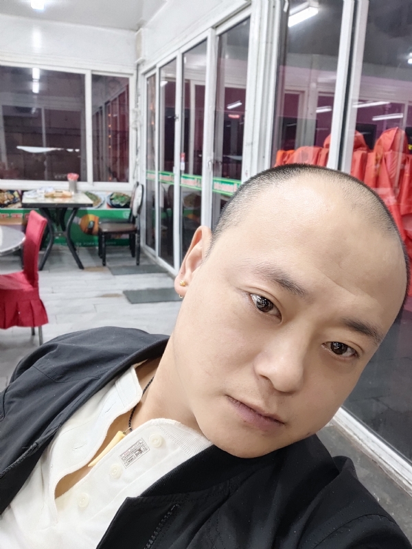 大连相亲的第一张照片--赣州相亲服务中心